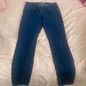 711 skinny Levi’s jeans